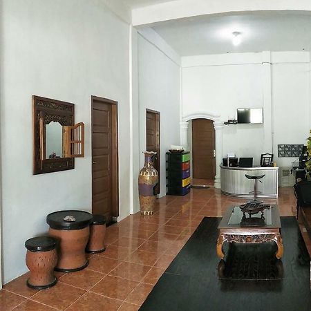 Kana Hasya Homestay "Rumoh Jamee" Meulaboh Εξωτερικό φωτογραφία