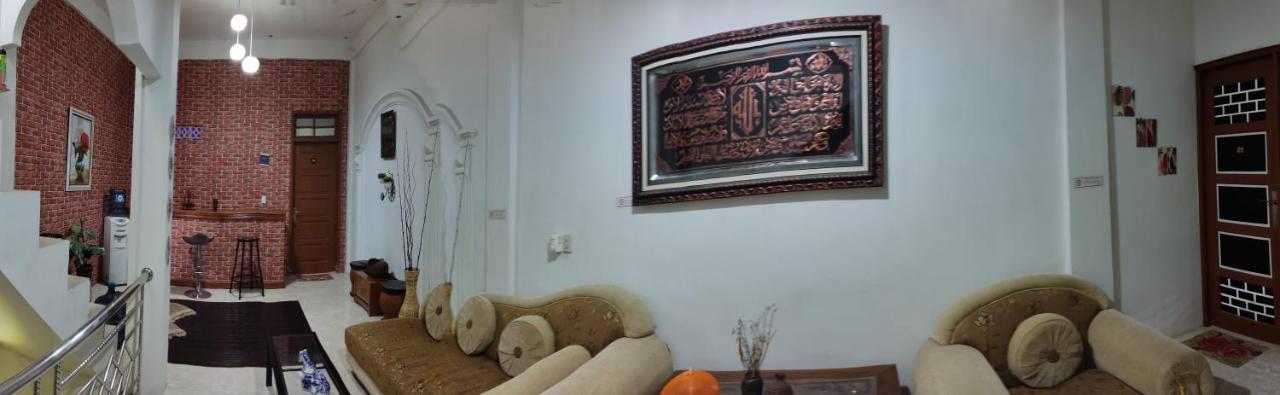 Kana Hasya Homestay "Rumoh Jamee" Meulaboh Εξωτερικό φωτογραφία